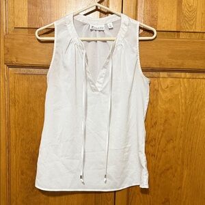 Elegant White Sleeveless Blouse